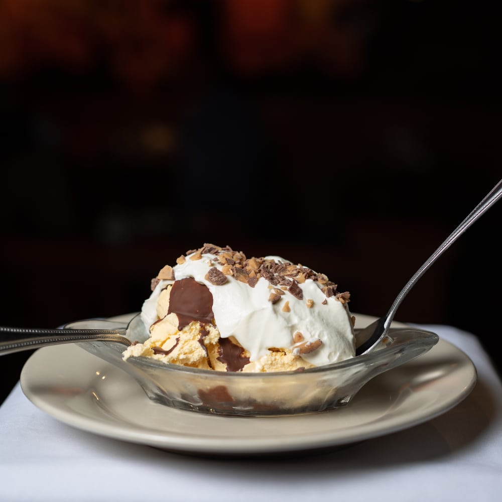Signs Your Sweet Tooth Needs Ditto’s Goldbrick Sundae